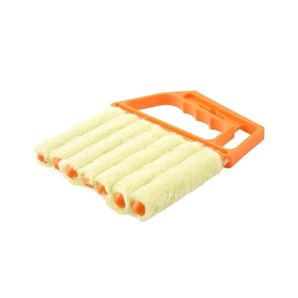 BlindsBrush, perie inovatoare din microfibre care curăță jaluzelele de două ori mai repede pe ambele părți simultan - Image 1