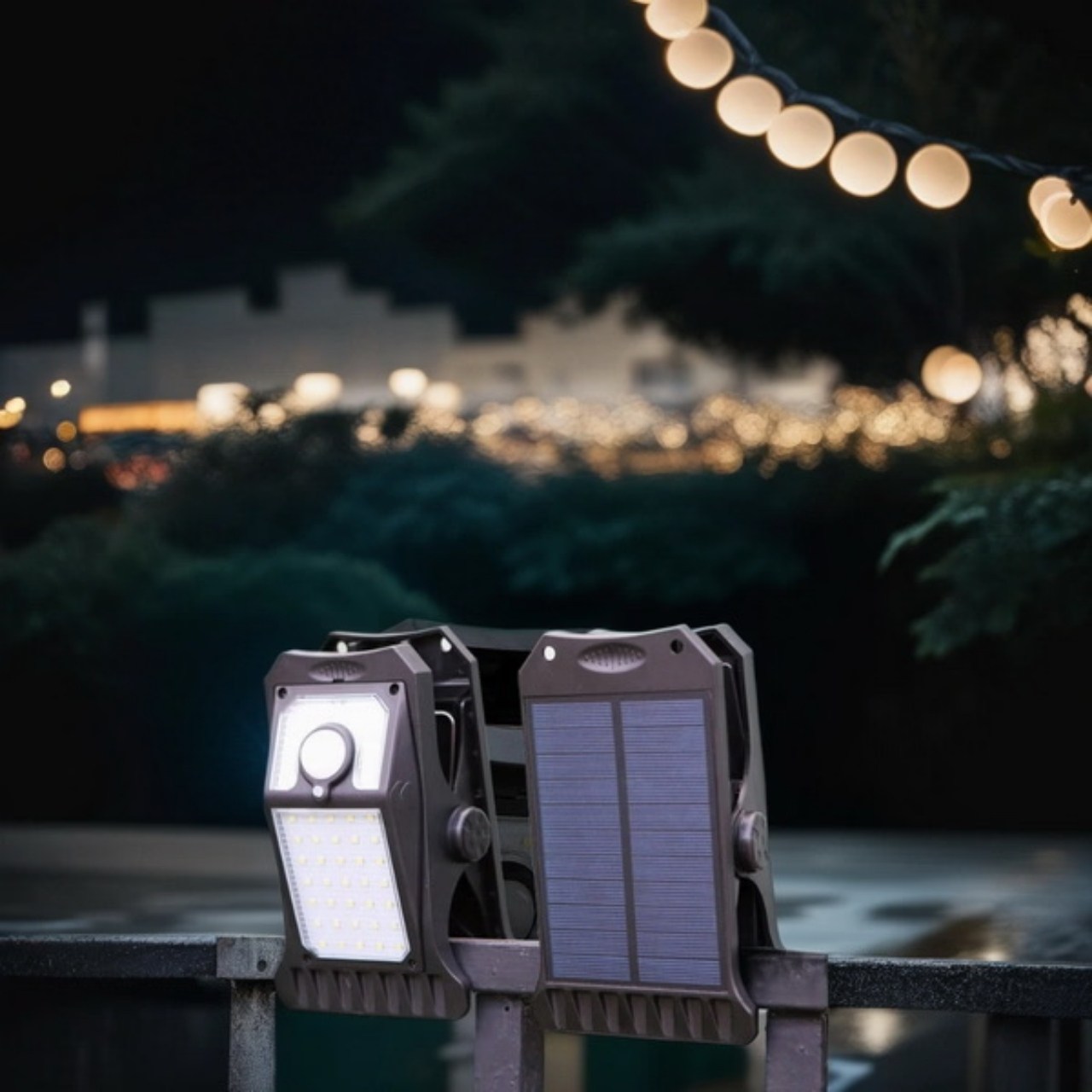 DeckClip, Lampa Solar pentru Grădină cu Clips și Senzor de Mișcare - Image 6