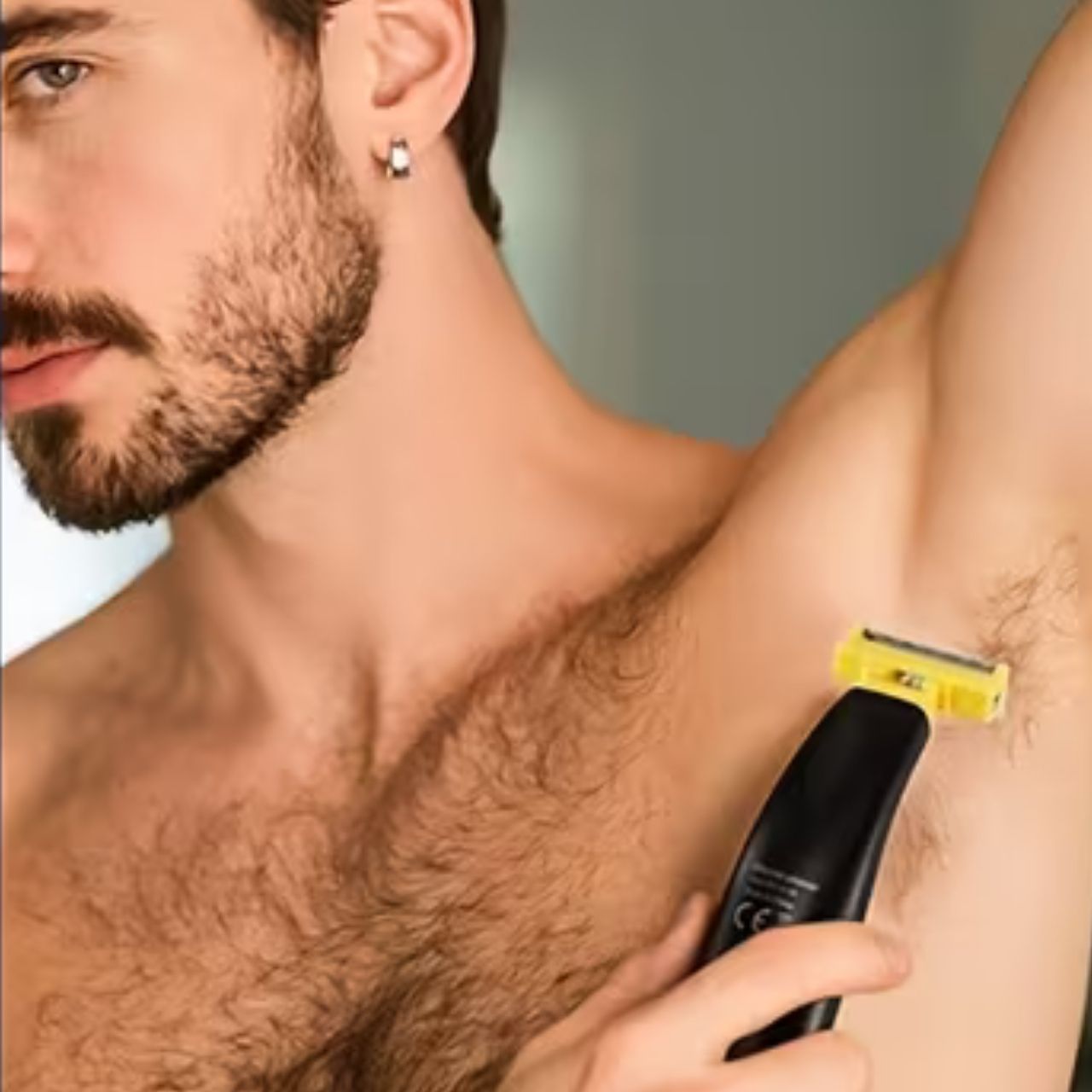 FullBodyShaver, aparat de ras electric pentru barbă și corp - Image 1